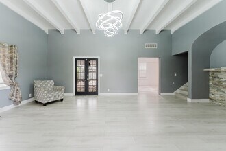 700 E Palmetto Park Rd in Boca Raton, FL - Building Photo - Building Photo