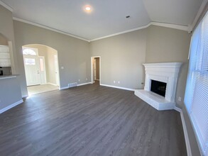 2084 Bohemia Cove in Memphis, TN - Building Photo - Building Photo