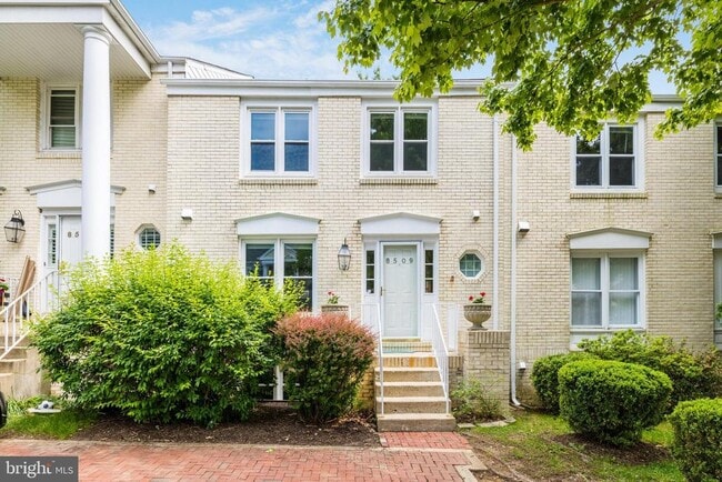 8509 Jeffersonian Ct in Vienna, VA - Building Photo - Building Photo