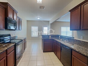 31023 E Lost Creek Blvd in Magnolia, TX - Building Photo - Building Photo