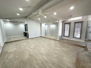 2302 Wydewood Dr in Midland, TX - Building Photo - Building Photo
