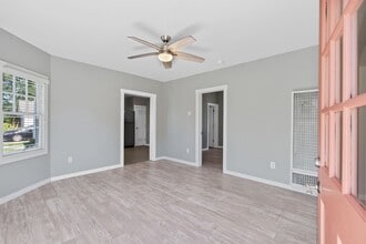 547 Randolph St in Napa, CA - Building Photo - Building Photo