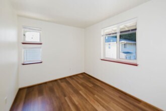 1338 NE Jasmine Ln in Bremerton, WA - Building Photo - Building Photo