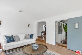14641 Albers St in Los Angeles, CA - Building Photo - Building Photo