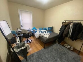 88 Hammond St, Unit 8 in Boston, MA - Foto de edificio - Building Photo