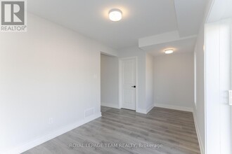 748 Kinstead Private in Ottawa, ON - Building Photo - Building Photo