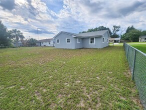 3702 SW 148th Pl in Ocala, FL - Foto de edificio - Building Photo