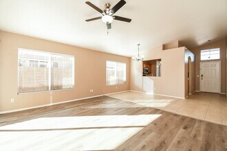 4853 E Harmony Ave in Mesa, AZ - Building Photo - Building Photo