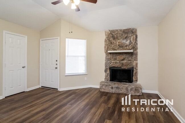 13138 Crystal Cove Dr in Houston, TX - Building Photo - Building Photo