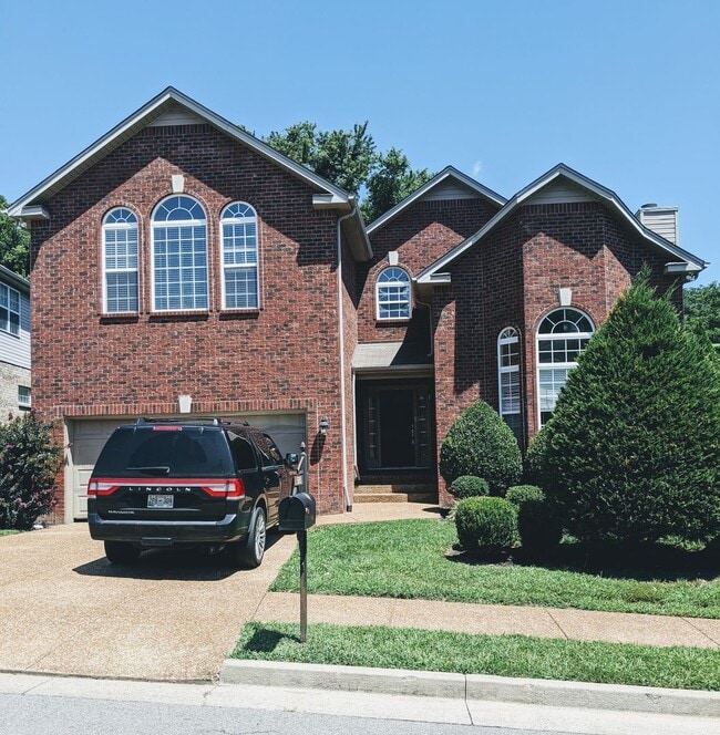 5695 Deer Valley Trail