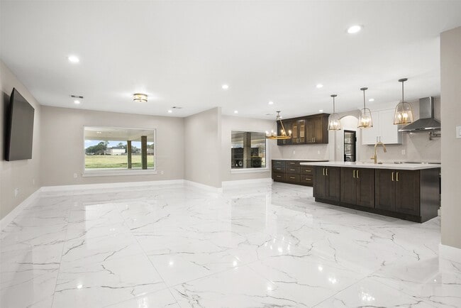 property at 4002 Dixie Farm Rd