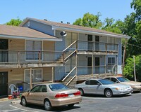 Building Photo - Places at Red Rocks Apartamentos in Birmingham, Alabama