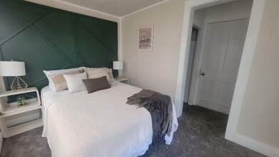 4829 Calvert St, Unit 1 in Lincoln, NE - Foto de edificio - Building Photo