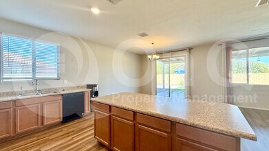 5215 S 18th Pl in Phoenix, AZ - Building Photo - Building Photo