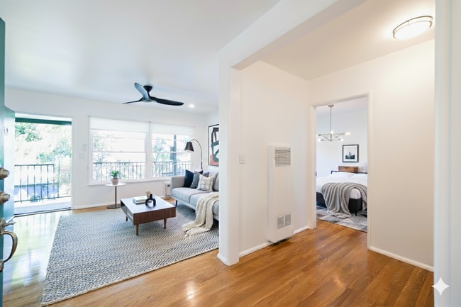 property at 11638 Riverside Dr