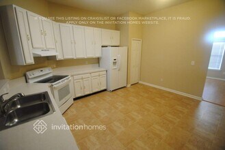 11275 Chertsey Ln in Jacksonville, FL - Building Photo - Building Photo