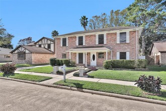 11511 Deep Meadow Dr in Houston, TX - Foto de edificio - Building Photo