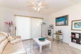 6861 Moonlit Dr in Delray Beach, FL - Building Photo - Building Photo