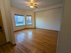 3212 W Warren Blvd, Unit 1 in Chicago, IL - Building Photo - Building Photo