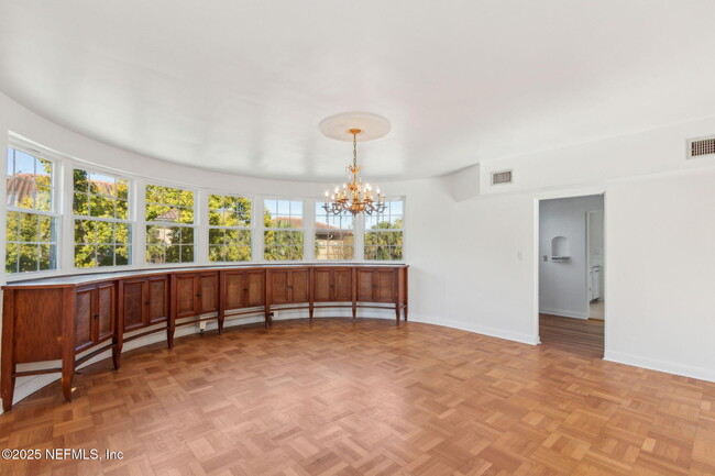 property at 1815 Largo Rd