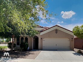 4265 E Bonanza Rd in Gilbert, AZ - Building Photo