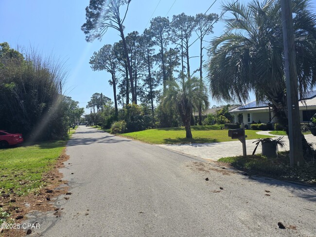 3604 Betsy Ln in Panama City, FL - Building Photo - Building Photo