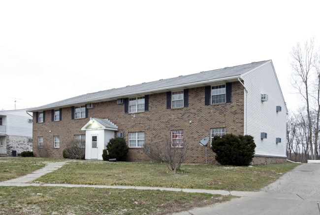 1338 Brooke Park Dr in Toledo, OH - Foto de edificio - Building Photo