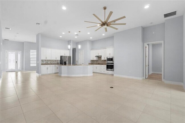 2320 Symphony Cir in St. Cloud, FL - Building Photo - Building Photo