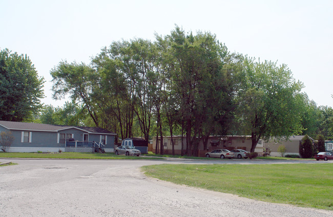 Pleasant Valley Mobile Home Park in Portage, IN - Building Photo - Building Photo