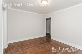 2206 E 70th St-Unit -2206-G in Chicago, IL - Building Photo - Building Photo