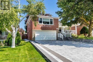 58 Comay Rd in Toronto, ON - Building Photo