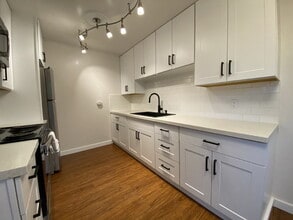 804 13th St in Bellingham, WA - Building Photo - Building Photo