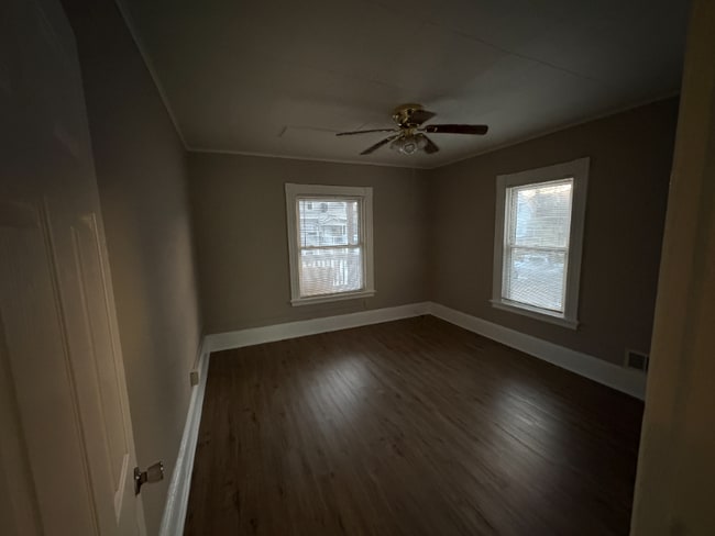 58 Dwight St in New Britain, CT - Foto de edificio - Building Photo