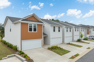 Tessa Barrow Crossing Townhomes in Winder, GA - Building Photo - Building Photo