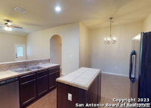 657 Creekside Cir in New Braunfels, TX - Building Photo - Building Photo