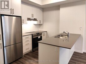 20 William Jackson Wy in Toronto, ON - Building Photo