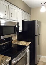 1033 E 57th Pl in Tulsa, OK - Building Photo - Building Photo