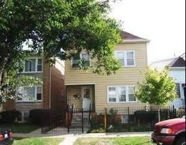2317 N Moody Ave in Chicago, IL - Building Photo