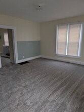 110 N Albee St in Grand Haven, MI - Foto de edificio - Building Photo