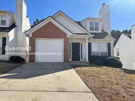 4140 Ravenwood Ct in Union City, GA - Building Photo