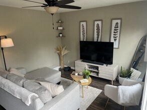 17 North Dr in Fenton, MO - Building Photo - Building Photo