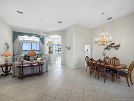 3227 Braemar Way in Port St. Lucie, FL - Foto de edificio - Building Photo