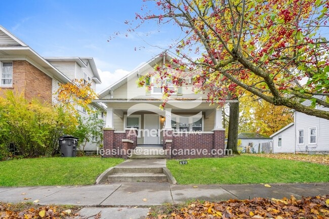 property at 671 Kilbourn St