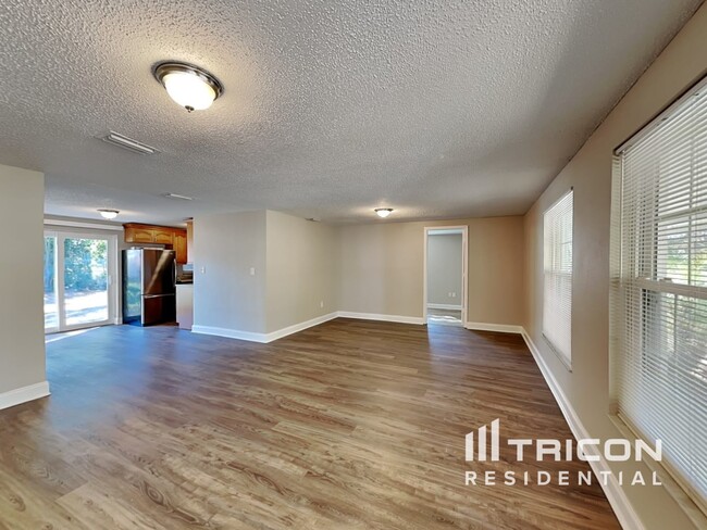 1017 Jadewood Ave in Clearwater, FL - Building Photo - Building Photo