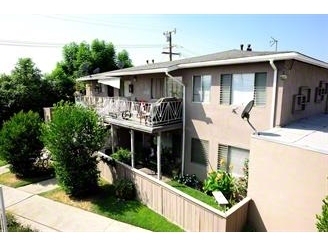 554 E Hurst St in Covina, CA - Building Photo