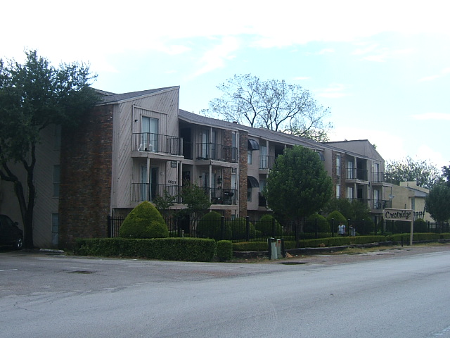 Crestridge Apartments in Dallas, TX - Building Photo - Building Photo