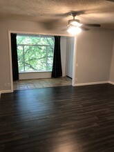 620 S 1st St, Unit 208 in Austin, TX - Building Photo - Building Photo