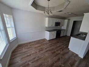 209 W Billington Dr in Robinson, TX - Building Photo - Building Photo