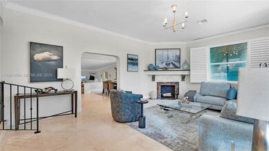 623 NE 17th Way in Fort Lauderdale, FL - Foto de edificio - Building Photo