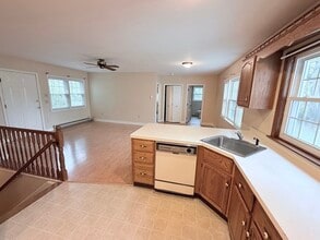 55 Warren St in Taunton, MA - Building Photo - Building Photo